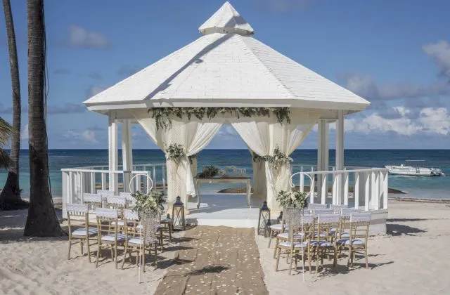 Ocean Blue And Sand Punta Cana mariage